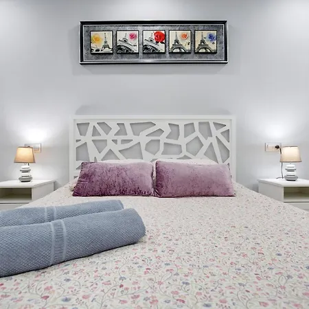 7 Dioses Puerto del Rosario (Fuerteventura)